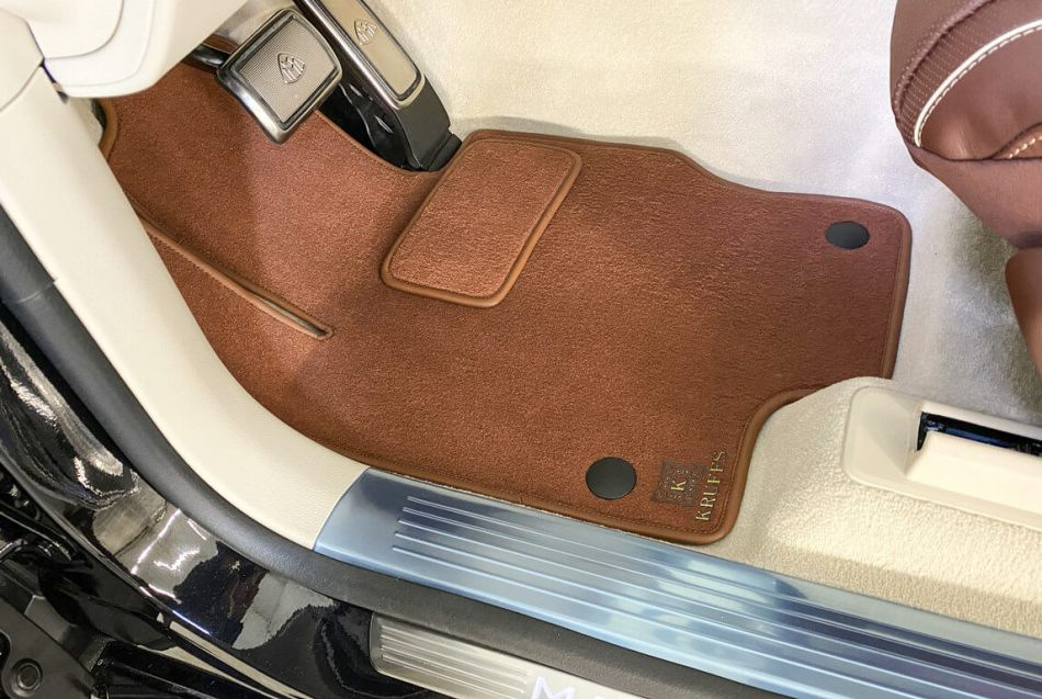 Cleaning pile car mats: step-by-step instructions and tips