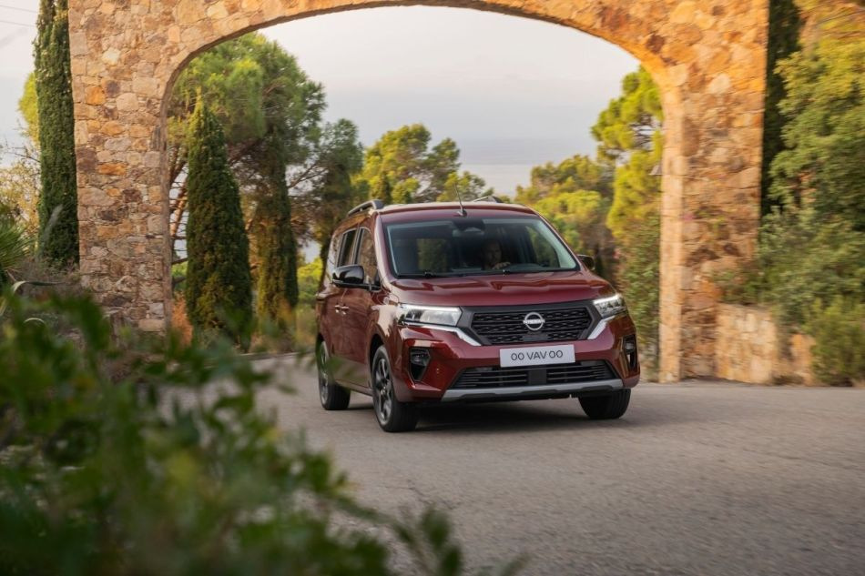 Nissan Townstar Combi compact van review