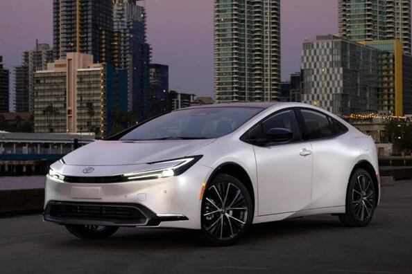 How to decide if you need a hybrid car: expert advice