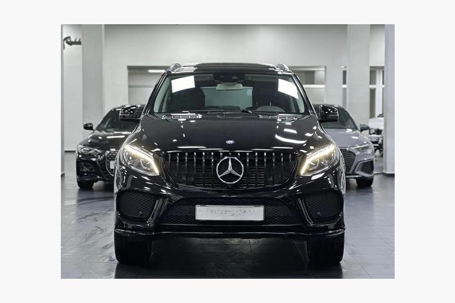 Mercedes GLE/ML class W166 2011-2018 Front Grille GT Panamericana Black (for GLE) Image