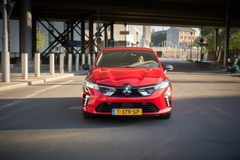 Mitsubishi Colt 7: Technical specifications, equipment and features