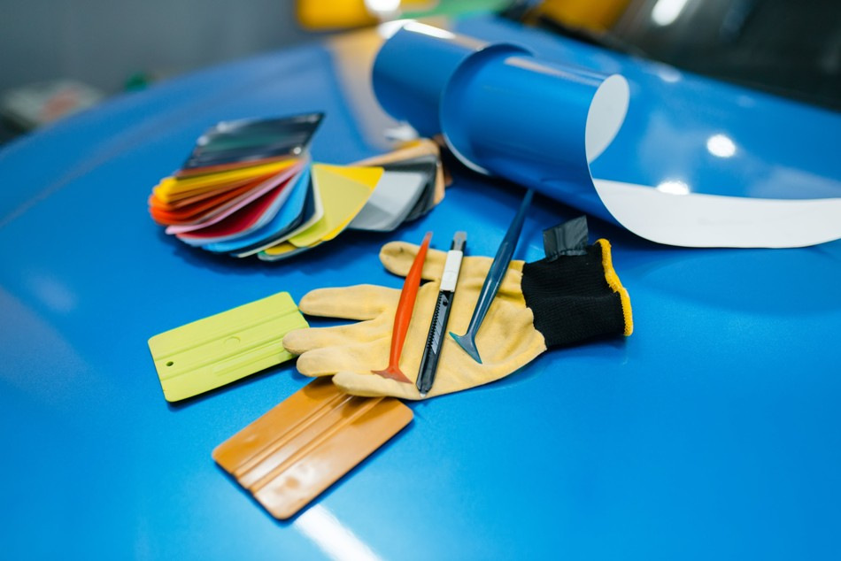 Vinyl wrap or painting: which is better for updating a car?