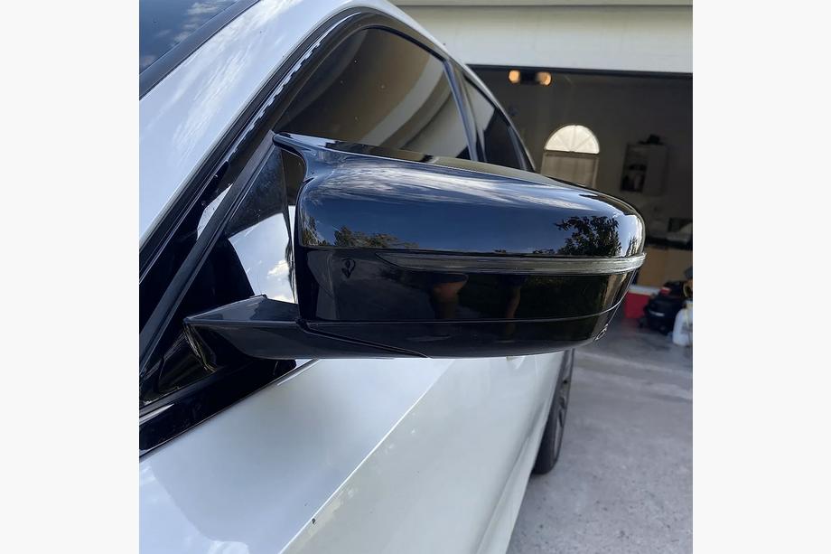 BMW 7 Series G11/G12 2015-2022 Mirror Covers M-Look (with Clips, 2 pcs) Image