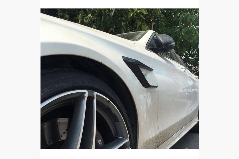Mercedes C-class W205 2014-2021 Carbon Front Fender Covers (for SD C63 AMG 2015-2019) Photo 3