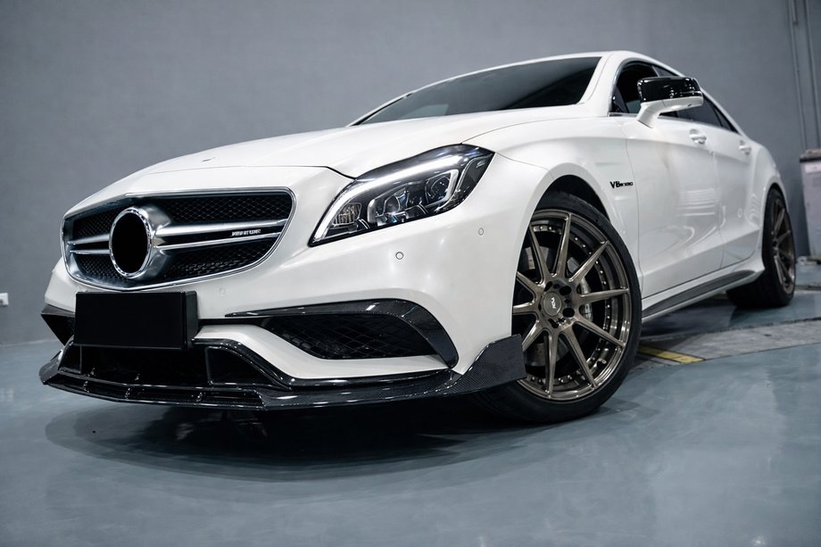 Mercedes CLS C218 2011-2018 Front Bumper Lip V2 Add-on (for CLS63 AMG SD 2015-2018, Carbon) Photo 1