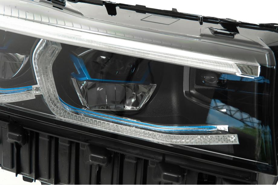 BMW 7 Series F01/F02 2008-2015 Facelift conversion kit to G12 M760 (without replacing trunk lid and rear fenders) Photo 10