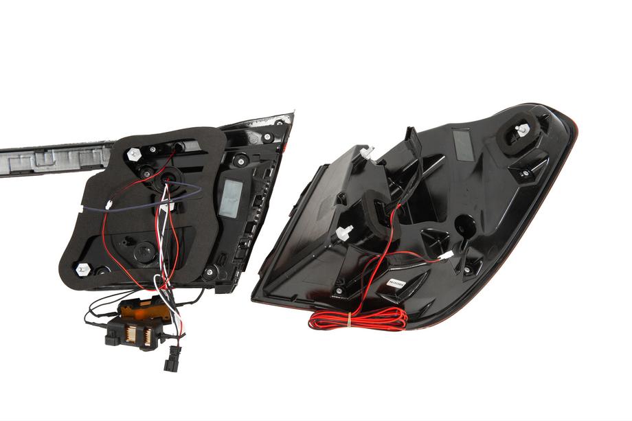 BMW 7 Series F01/F02 2008-2015 Facelift conversion kit to G12 M760 (without replacing trunk lid and rear fenders) Photo 69