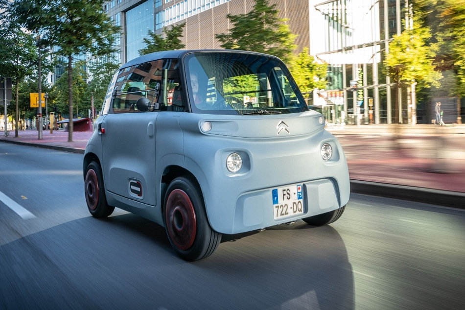 Citroen Ami Review: A Compact Electric Car for Urban Environments