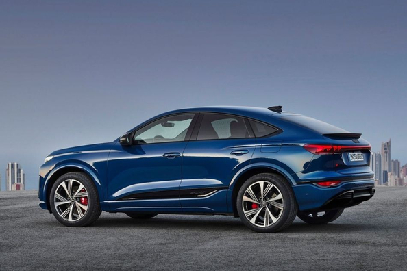 Review of the Audi SQ6 Sportback e-tron sports coupe-like crossover