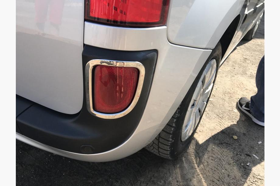 Renault Kangoo 2008–2020 Rear reflector trim (2 pcs, stainless steel) Photo 7