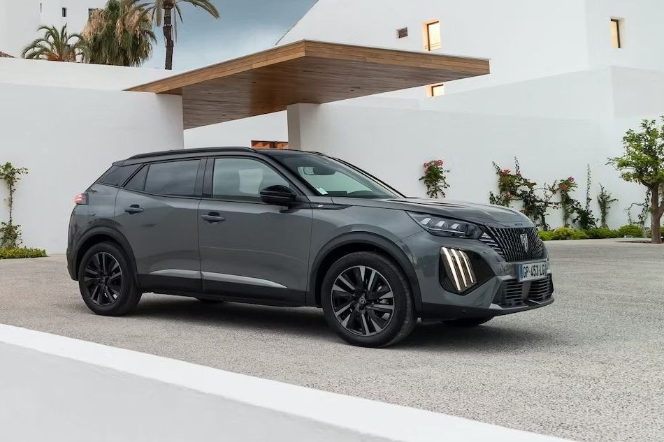 Updated Peugeot 2008: A fresh look at the urban crossover