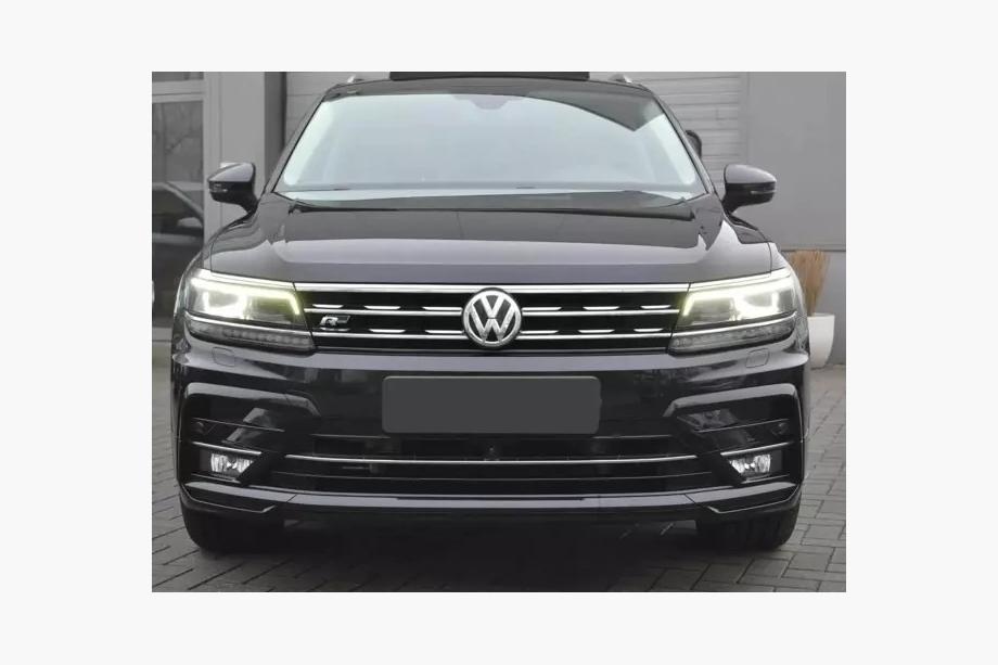 Volkswagen Tiguan 2016-2023 Front Full LED Headlights (for 2016-2020, set of 2) Image