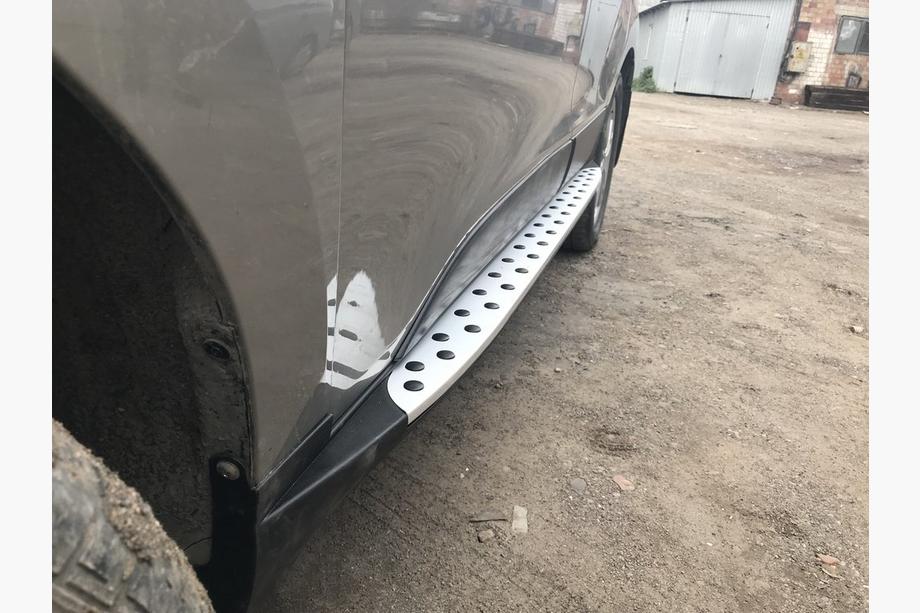 Hyundai IX-35 2010-2015 Side Steps Niken-BMW-Style (2 pcs, plastic) Image