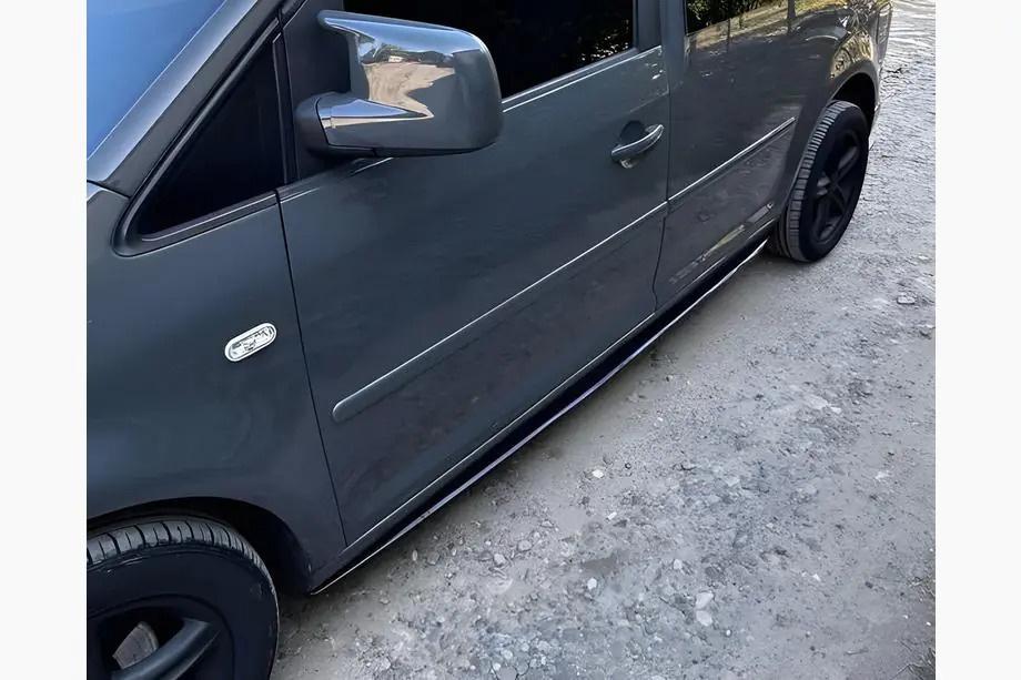 Volkswagen Caddy 2010-2015 Performance Side Skirts (black) Image