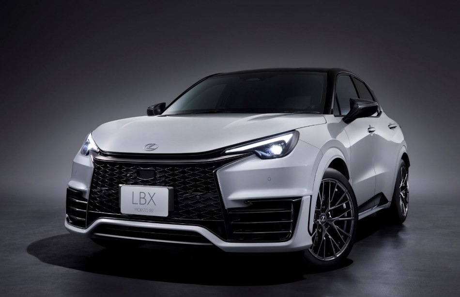 Lexus LBX 2025 Review: Compact Crossover with a Premium Accent