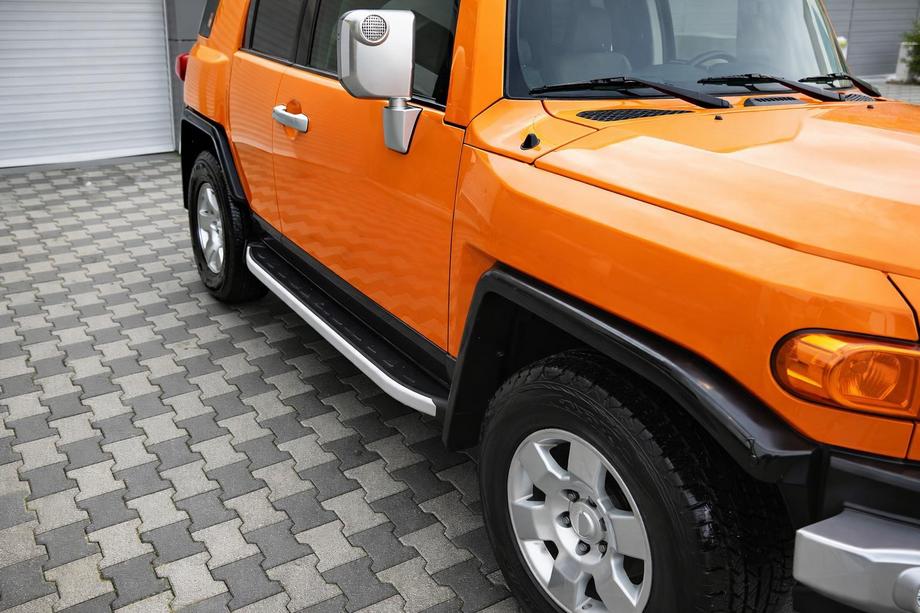 Toyota FJ Cruiser 2006-2022 Side Steps Fullmond (2 pcs, aluminum) Image