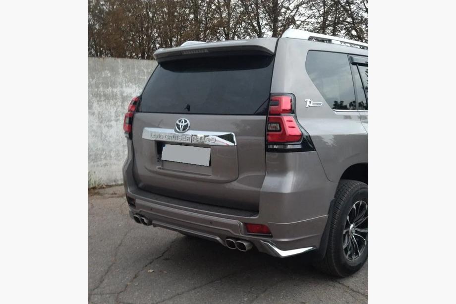 Toyota Land Cruiser Prado 150 2009-2023 Rear Bumper Protector Modelista V3 (2017-) White Photo 2