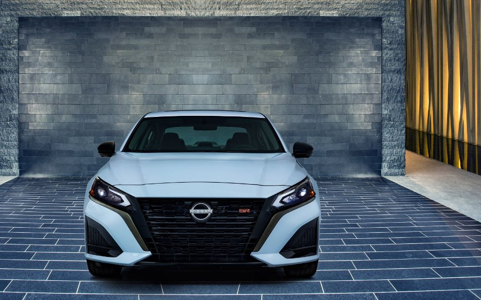 Updated Nissan Altima: a fresh look at the classic sedan