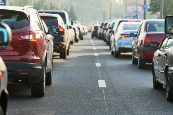 How to avoid overheating your car in traffic jams in the summer: practical tips