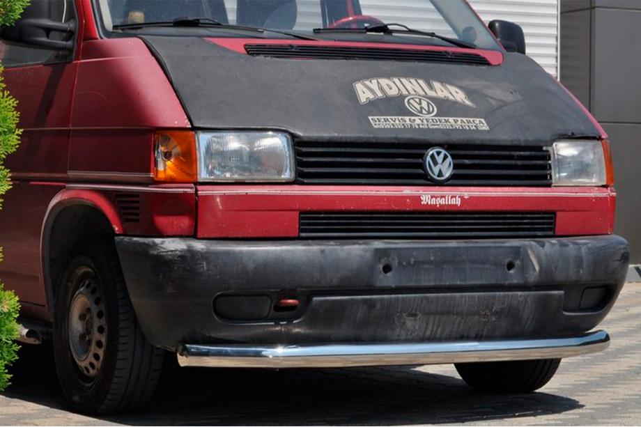 Volkswagen T4 Caravelle/Multivan 1990–2003 Front Bar ST008 (Stainless Steel) Image