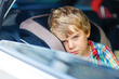 What to do if a child gets rocked in the car? photo 1