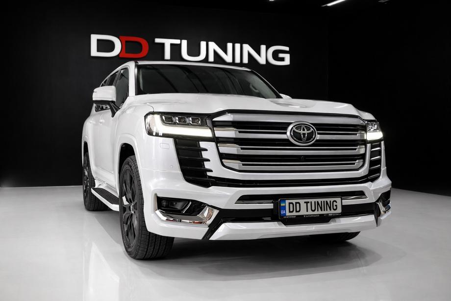 Toyota Land Cruiser 300 2021- Front bumper lip VXR Image