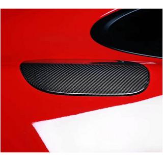 Fuel Cap Cover (2016-2020, Carbon) photo 3