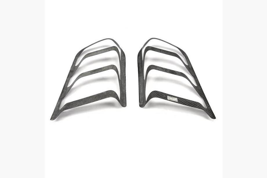 Ford Mustang 2015-2023 Tail Light Covers (2015-2017, Carbon) Photo 4