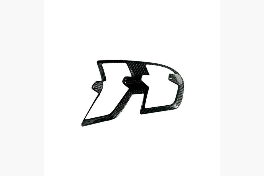 Ford Mustang E-mach 2020- Carbon Tail Light Covers Photo 7