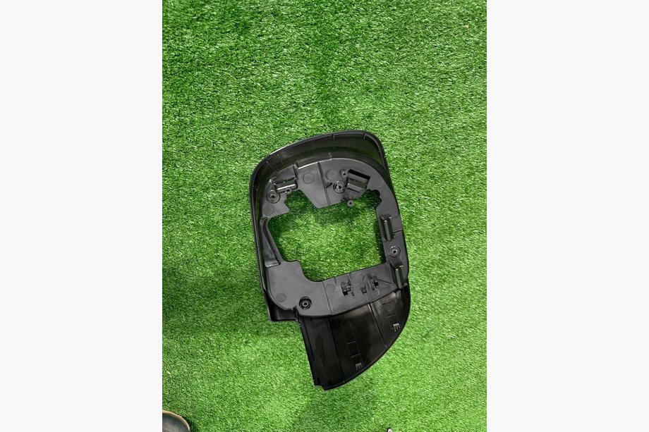 Toyota Land Cruiser 200 2007-2021 Mirror housing (For 2012-2016, 1 pc) Photo 2