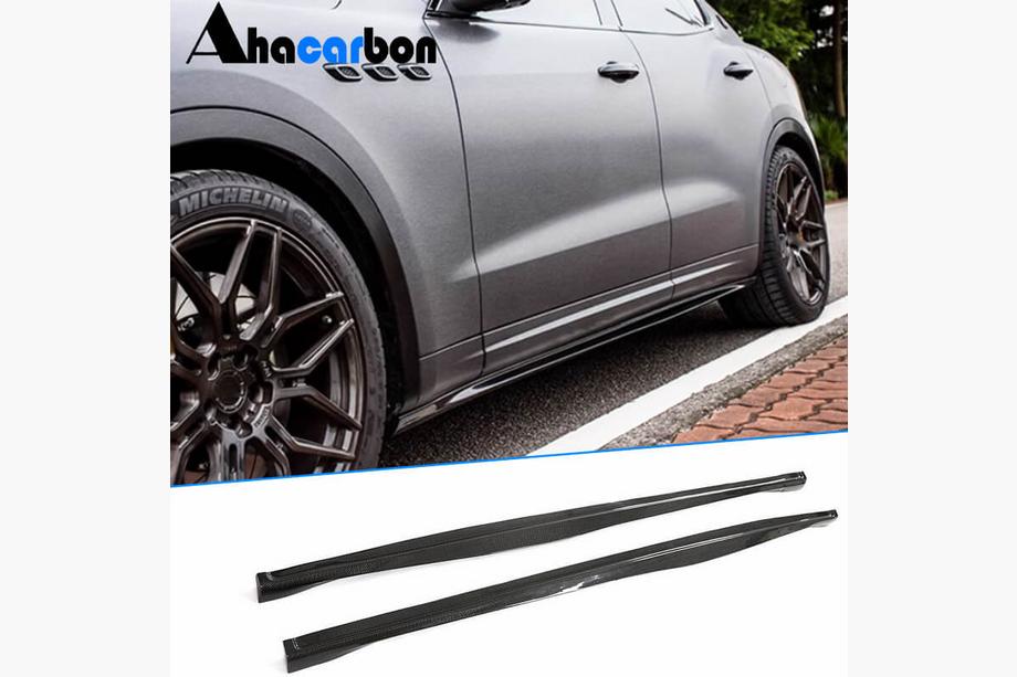 Maserati Levante 2016- Side Skirts (Carbon) Image