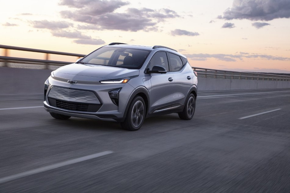 Chevrolet Bolt EUV Review: Compact Electric Crossover