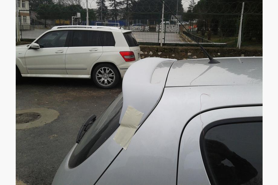 Hyundai I-20 2008-2012 Spoiler (primed for painting) Photo 2