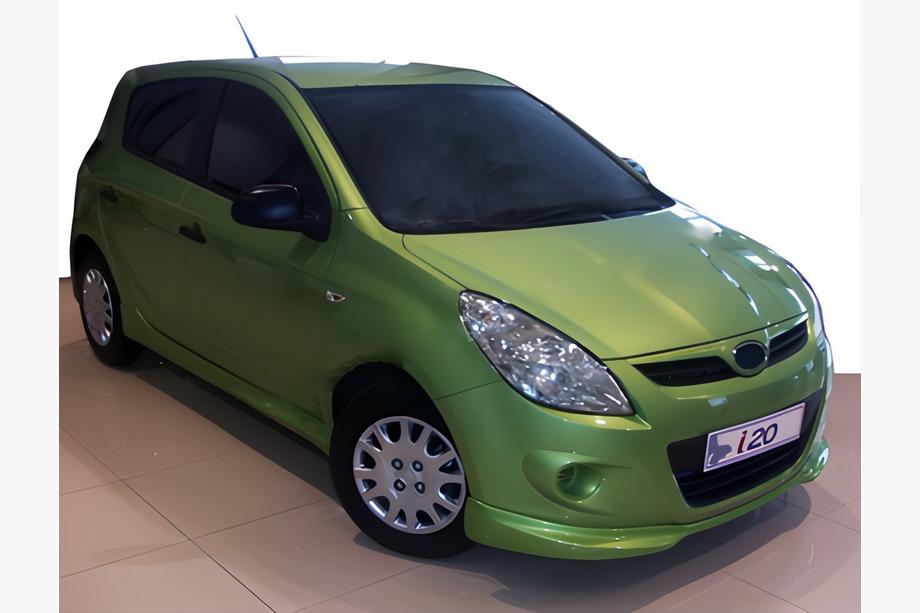 Hyundai I-20 2008-2012 Front lower lip spoiler (primed) Image