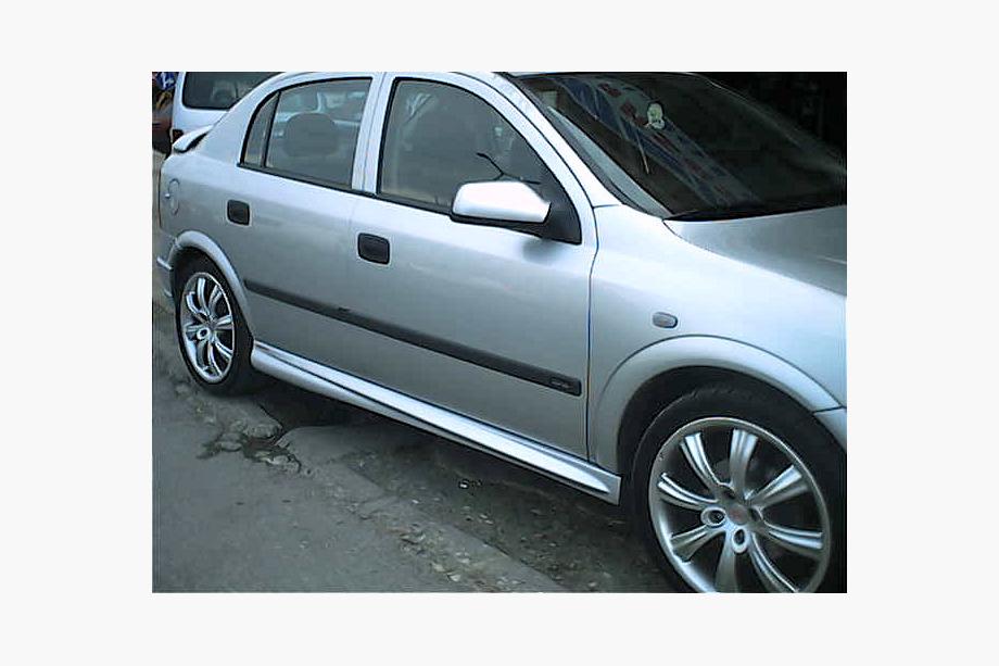 Opel Astra G classic 1998-2012 Side Skirts HB (primed for painting) Image