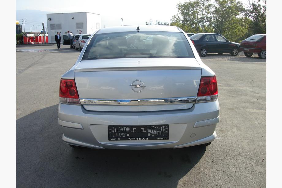 Opel Astra H 2004-2013 Rear lower trim Sedan (primed for painting) Image