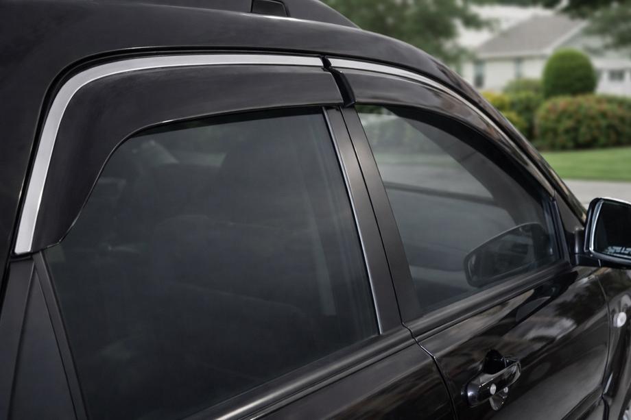 Kia Sportage 2004-2010 Window Deflectors with Chrome Trim Niken Luxury (4 pcs) Photo 1