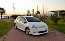 Toyota Auris 2007-2012 Side skirts (primed for painting) photo 1
