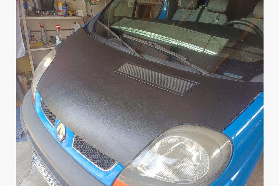 Renault Trafic 2001–2015 Hood Cover (Leatherette) Image