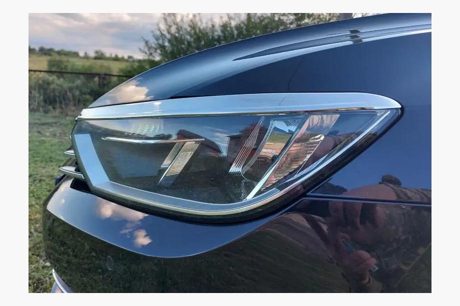 Volkswagen Passat B8 2015-2023 Headlight Covers Stainless Steel (2015-2018, 2 pcs) Image
