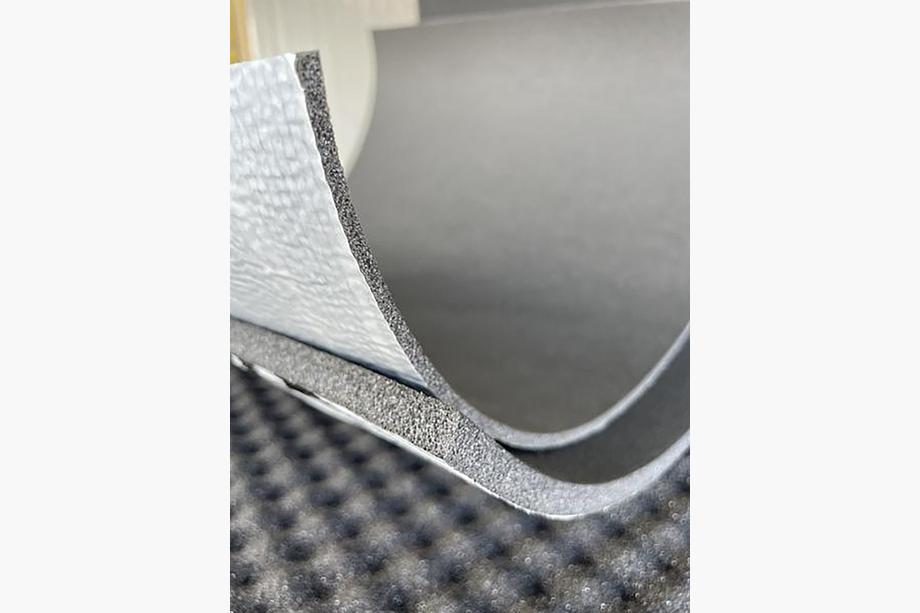 Sound and Heat Insulation ULTIMATE ACCENT 4 mm with waterproof adhesive, sheet (0.5m x 0.75m) Photo 5