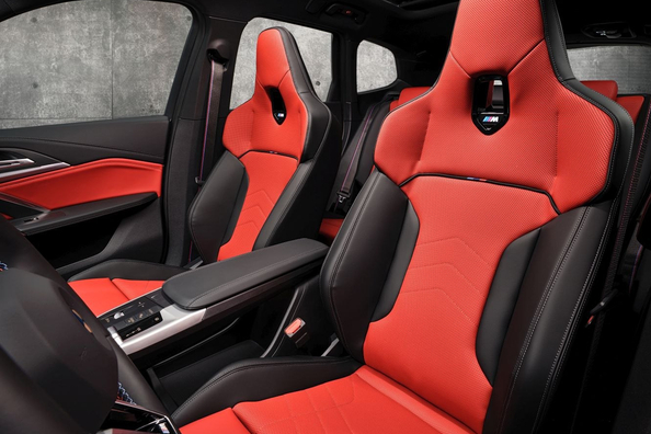 BMW X1 M35i (U11) Review: A Sporty Compact Crossover Photo 6