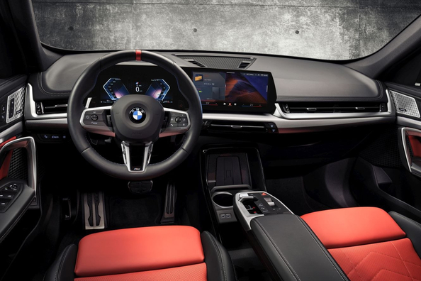BMW X1 M35i (U11) Review: A Sporty Compact Crossover Photo 5