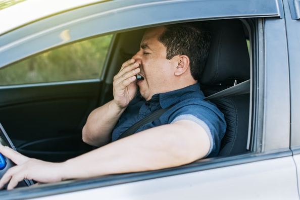 How to avoid falling asleep at the wheel: Simple tips for a safe long-distance trip