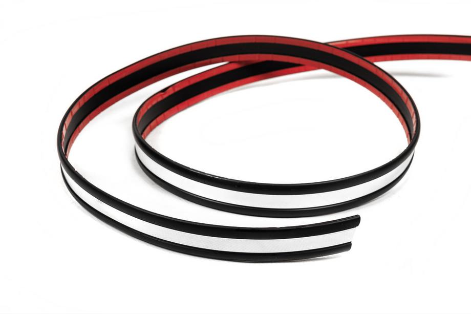 Clearance Black door molding with chrome strip by the meter sal16a (1 meter, 27 mm) Image