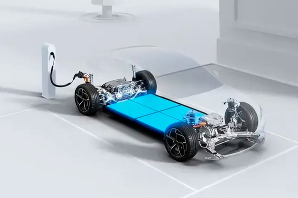 What harms an electric car battery?