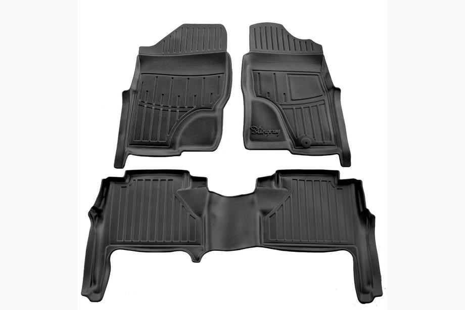 Nissan Navara 2006-2015 Stingray 3D Rubber Car Mats Right-Hand Drive (Set of 3) Image
