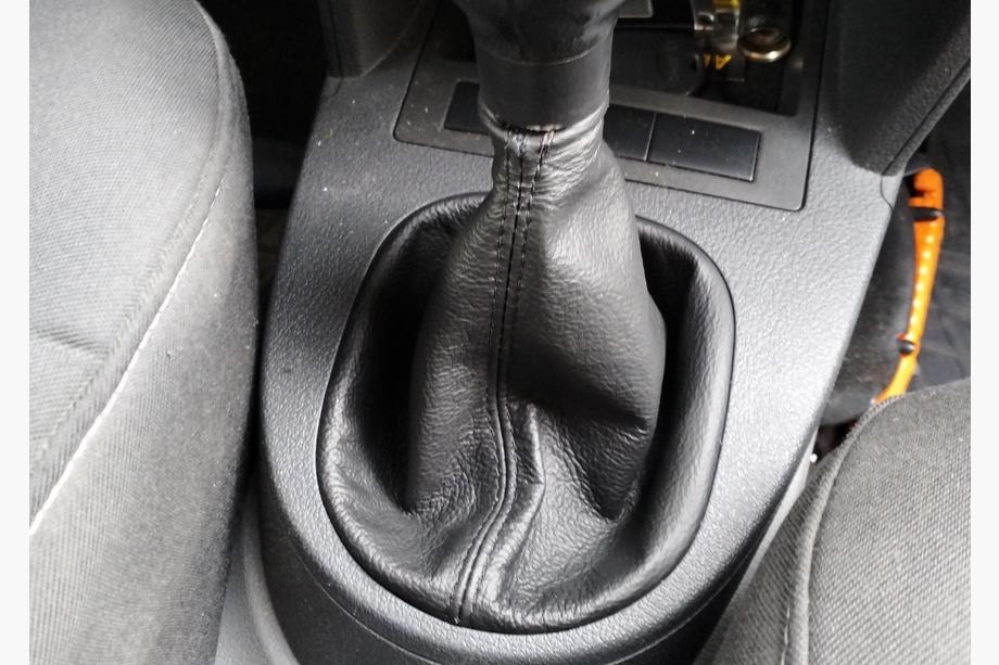 Volkswagen Caddy 2004-2010 Leather Gear Shift Boot Photo 3