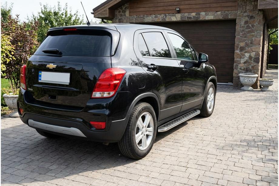 Chevrolet Trax 2012-2023 Side Steps Maydos V1 (2 pcs, Aluminum & Stainless Steel) Image
