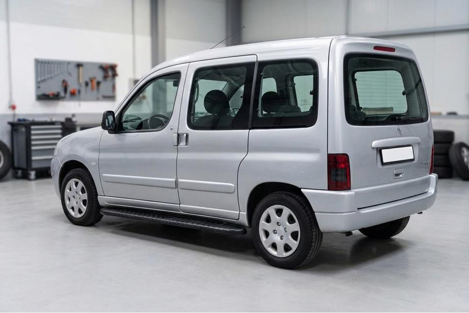 Citroen Berlingo 1996-2008 Side Steps Bosphorus Black (2 pcs, Aluminum) Image